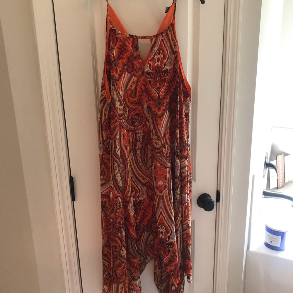 Casee’s Midi Handkerchief Style Women's Dress 2X Orange Multiclor
